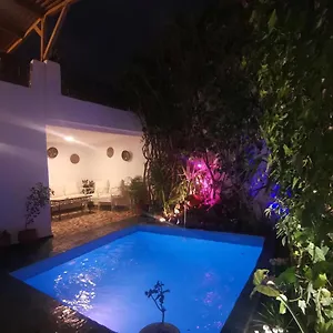 Dar Ben Daoud Avec Piscine Et Terrasse Privee Apartamento